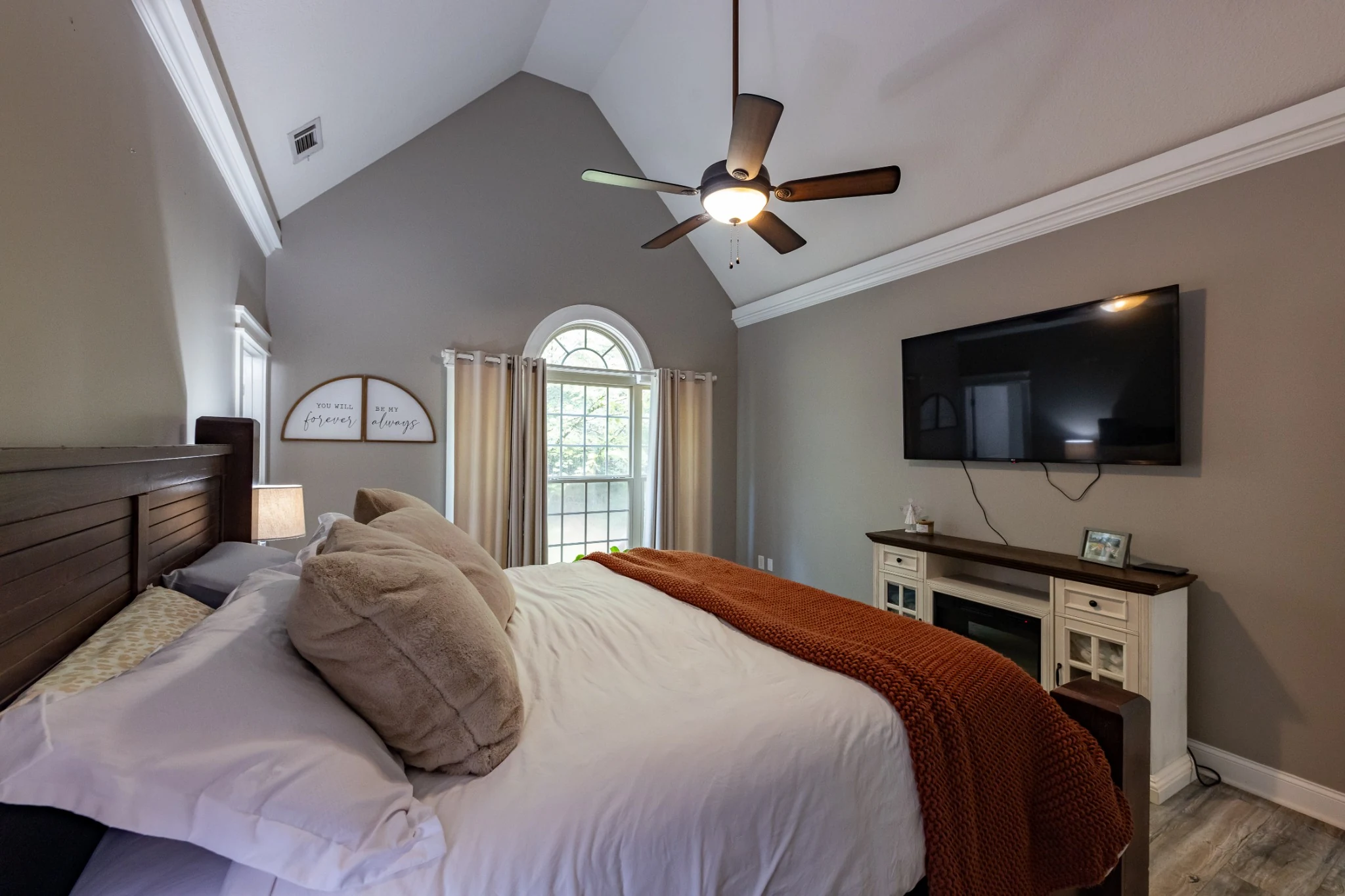 Owner's suite alternate view